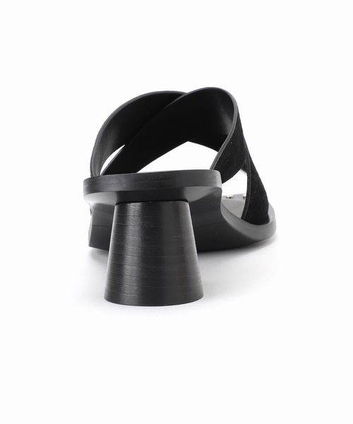 GRISE(グリーズ)の「GRISE5cmレザーEDGEトングサンダル(サンダル・レディース・キャメル/ブラック・X-LARGE/LARGE/MEDIUM/SMALL)」の21枚目の写真