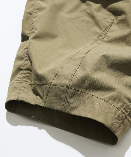 FREAK'S STORE(フリークスストア)の「<UVカット・吸水速乾・軽量>Quick Dry Fabric ワイドシルエット ポリリップクロス ミリタリーサーカスパンツ/限定展開(カーゴパンツ・メンズ・オリーブ/ブラック/オフホワイト/ベージュ・SMALL/MEDIUM/LARGE)」の20枚目の写真