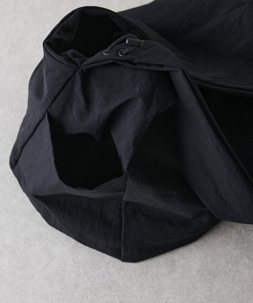 SLOW（スロウ）の「SLOW span nylon-shoulder bag-L（ショルダーバッグ・メンズ・グレー/ブラック・FREE）」の6枚目の写真