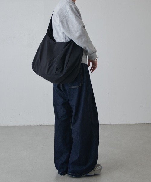 SLOW（スロウ）の「SLOW span nylon-shoulder bag-L（ショルダーバッグ・メンズ・グレー/ブラック・FREE）」の7枚目の写真