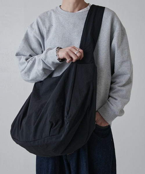 SLOW（スロウ）の「SLOW span nylon-shoulder bag-L（ショルダーバッグ・メンズ・グレー/ブラック・FREE）」の8枚目の写真
