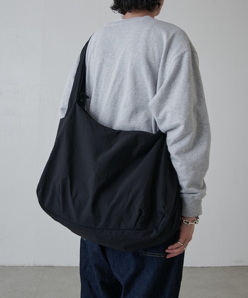 SLOW（スロウ）の「SLOW span nylon-shoulder bag-L（ショルダーバッグ・メンズ・グレー/ブラック・FREE）」の9枚目の写真