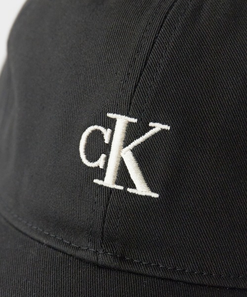 Calvin Klein（カルバン・クライン）の「Calvin Klein/カルバンクライン キャップ - 6パネルスモールモノグラムベースボールキャップ アウトドア レジャー 2026年春夏（キャップ・メンズ・ブラック/クリーム・FREE）」の12枚目の写真