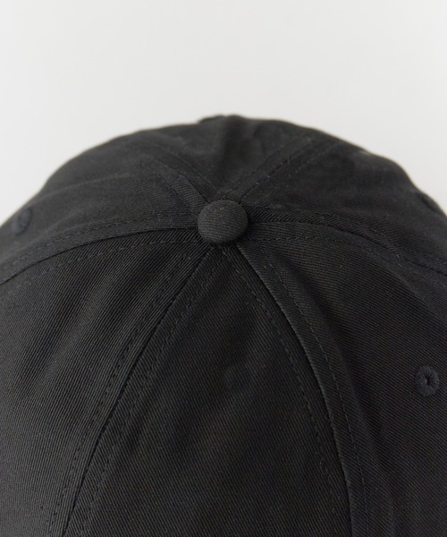 Calvin Klein（カルバン・クライン）の「Calvin Klein/カルバンクライン キャップ - 6パネルスモールモノグラムベースボールキャップ アウトドア レジャー 2026年春夏（キャップ・メンズ・ブラック/クリーム・FREE）」の8枚目の写真