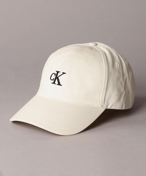 Calvin Klein（カルバン・クライン）の「Calvin Klein/カルバンクライン キャップ - 6パネルスモールモノグラムベースボールキャップ アウトドア レジャー 2026年春夏（キャップ・メンズ・ブラック/クリーム・FREE）」の17枚目の写真