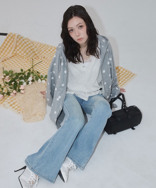 ENVYM（アンビー）の「パッチワークロゴ ピグメント オーバーサイズ ジップパーカー（パーカー・レディース・サックスブルー/ブラック/グレー・FREE）」の21枚目の写真