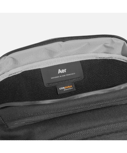 Aer（エアー）の「AER　Travel Pack 4 28L　/　AER-21070（バックパック/リュック・メンズ・ブラック・FREE）」の11枚目の写真