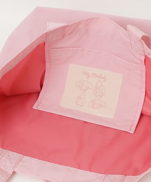 sanrio(サンリオ)の「"09"≪sanrio≫1ポケット ナイロン フェイス 刺繍 トートバッグ(トートバッグ・レディース・ベビーピンク/ライトイエロー/ライトグレー/ラベンダー/ライトピンク/ライトブルー・ONE SIZE)」の15枚目の写真