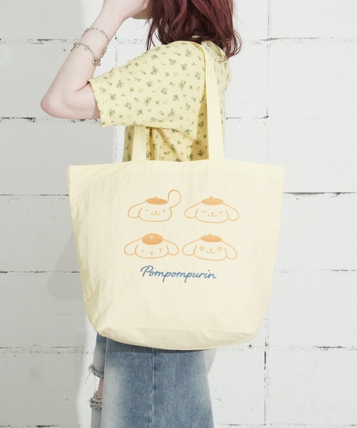 sanrio(サンリオ)の「"09"≪sanrio≫1ポケット ナイロン フェイス 刺繍 トートバッグ(トートバッグ・レディース・ベビーピンク/ライトイエロー/ライトグレー/ラベンダー/ライトピンク/ライトブルー・ONE SIZE)」の4枚目の写真