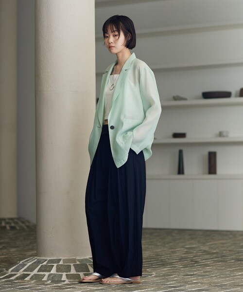 GALLEST(ギャレスト)の「【接触冷感】シアーシャツジャケット(テーラードジャケット・レディース・ブラック/ライトベージュ/ライトグリーン・34/38)」の19枚目の写真