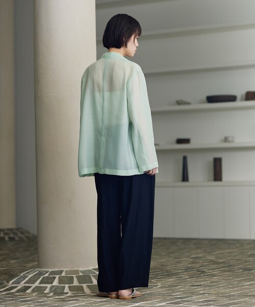 GALLEST(ギャレスト)の「【接触冷感】シアーシャツジャケット(テーラードジャケット・レディース・ブラック/ライトベージュ/ライトグリーン・34/38)」の20枚目の写真