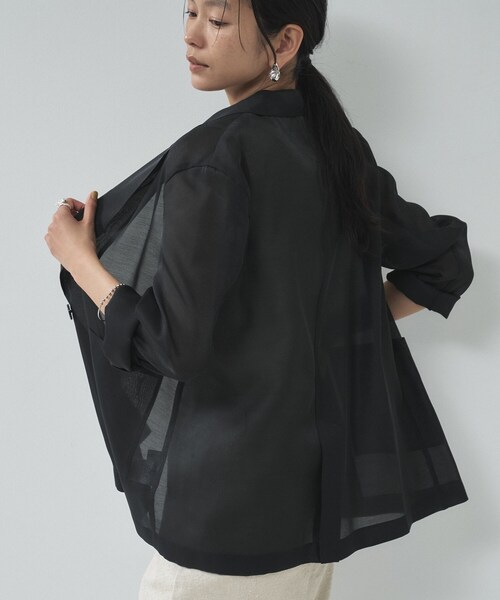 GALLEST(ギャレスト)の「【接触冷感】シアーシャツジャケット(テーラードジャケット・レディース・ブラック/ライトベージュ/ライトグリーン・34/38)」の9枚目の写真