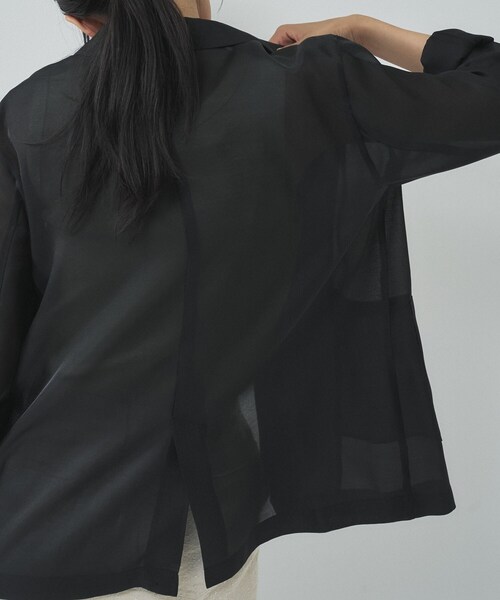 GALLEST(ギャレスト)の「【接触冷感】シアーシャツジャケット(テーラードジャケット・レディース・ブラック/ライトベージュ/ライトグリーン・34/38)」の10枚目の写真