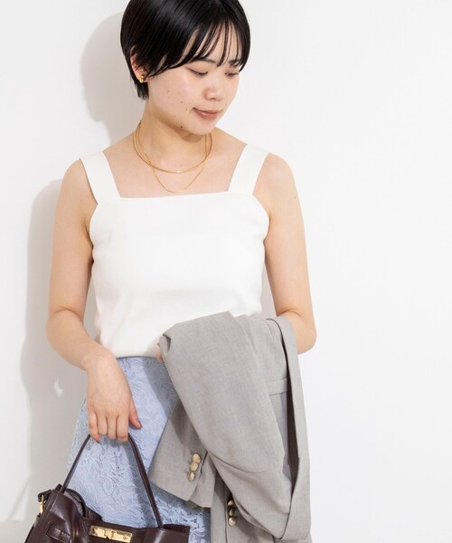 NOLLEY’S Sophi(ノーリーズソフィ)の「《手洗い可能》総針ニットキャミ(ニット/セーター・レディース・ダークブラウン/ホワイト/ブラック・FREE)」の17枚目の写真