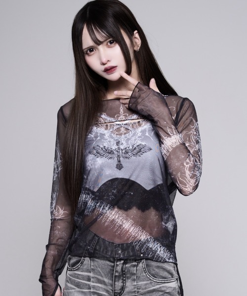 REFLEM(レフレム)の「『REFLEM/レフレム』タトゥーシアースキントップス(Tシャツ/カットソー・レディース・グレー/ブラック・M/L)」の1枚目の写真