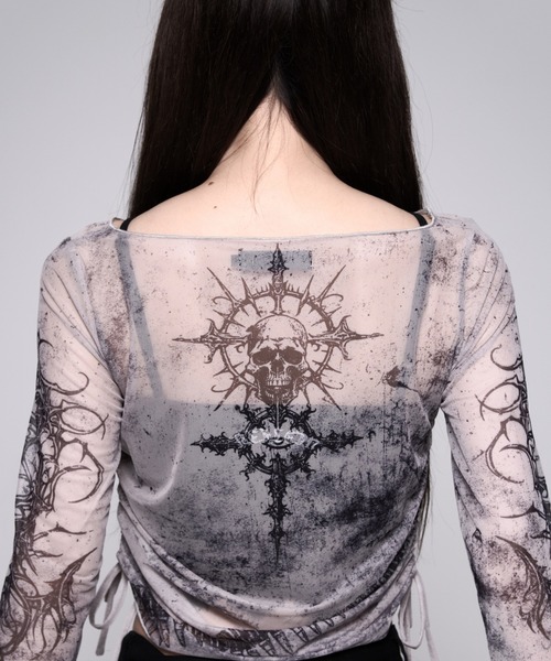 REFLEM(レフレム)の「『REFLEM/レフレム』タトゥーシアースキントップス(Tシャツ/カットソー・レディース・グレー/ブラック・M/L)」の10枚目の写真