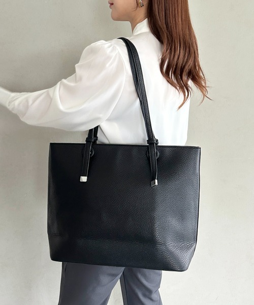 MYMOOD.(マイムード)の「【A4収納可】通勤にぴったり PUシンプルデザイントートバッグ(トートバッグ・レディース・アイボリー/ベージュ/ブラック・FREE)」の8枚目の写真