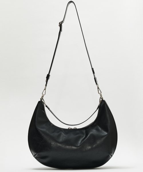 MAISON MINED(メゾンミネド)の「LEATHER SADDLEBAG BLACK(メッセンジャーバッグ・レディース・その他・FREE)」の6枚目の写真