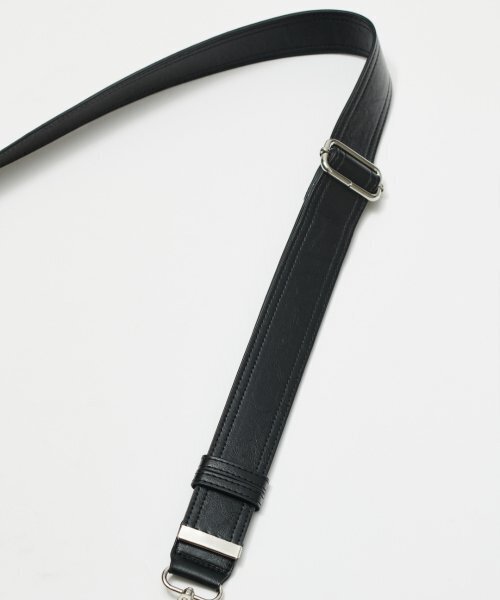 MAISON MINED(メゾンミネド)の「LEATHER SADDLEBAG BLACK(メッセンジャーバッグ・レディース・その他・FREE)」の9枚目の写真