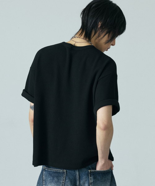 LXT（エルエックスティー）の「ワッフルヘンリーネッククロップ半袖Tシャツ[ブラック]（Tシャツ/カットソー・メンズ・その他・MEDIUM/LARGE/X-LARGE）」の3枚目の写真