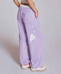YOUHEE（ユヒ）の「GRAPHIC WAFFLE SWEAT PANTS_PURPLE（スウェットパンツ）」