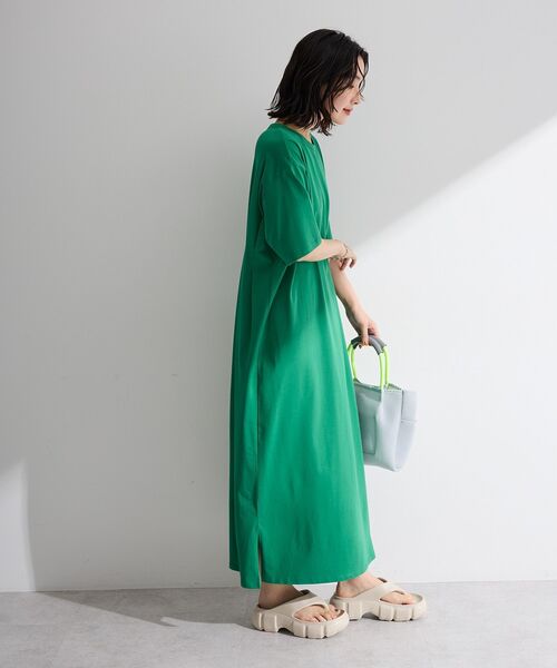 Green Parks(グリーンパークス)の「【適ON】半袖タックカットワンピース(ワンピース・レディース・ブルー系その他6/ブラック/モカ/グリーン・FREE)」の15枚目の写真