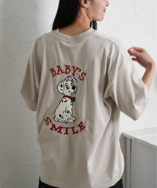 Disney(ディズニー)の「【neos】DISNEY ディズニー ミッキー&101匹わんちゃん もこもこサガラ刺繍 バックプリントTシャツ ビッグシルエット ルーズ 半袖 ユニセックス(Tシャツ/カットソー・レディース・ブラック/ベージュ/ホワイト/ブルー・X-LARGE/LARGE/MEDIUM)」の3枚目の写真