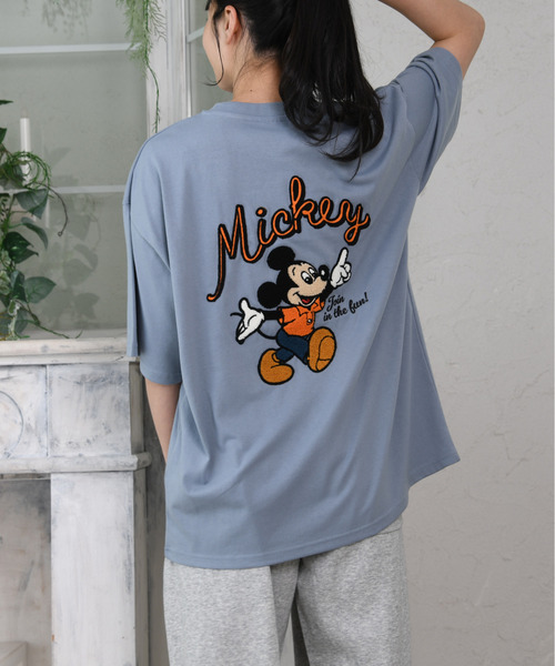Disney(ディズニー)の「【neos】DISNEY ディズニー ミッキー&101匹わんちゃん もこもこサガラ刺繍 バックプリントTシャツ ビッグシルエット ルーズ 半袖 ユニセックス(Tシャツ/カットソー・レディース・ブラック/ベージュ/ホワイト/ブルー・X-LARGE/LARGE/MEDIUM)」の4枚目の写真