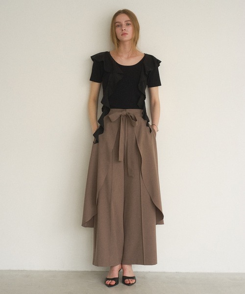 MIELI INVARIANT(ミエリインヴァリアント)の「Cape Ribbon Pintuck Pants(その他パンツ・レディース・ホワイト/モカ/ブラック・SMALL/MEDIUM)」の22枚目の写真