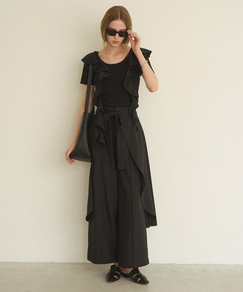MIELI INVARIANT(ミエリインヴァリアント)の「Cape Ribbon Pintuck Pants(その他パンツ・レディース・ホワイト/モカ/ブラック・SMALL/MEDIUM)」の14枚目の写真