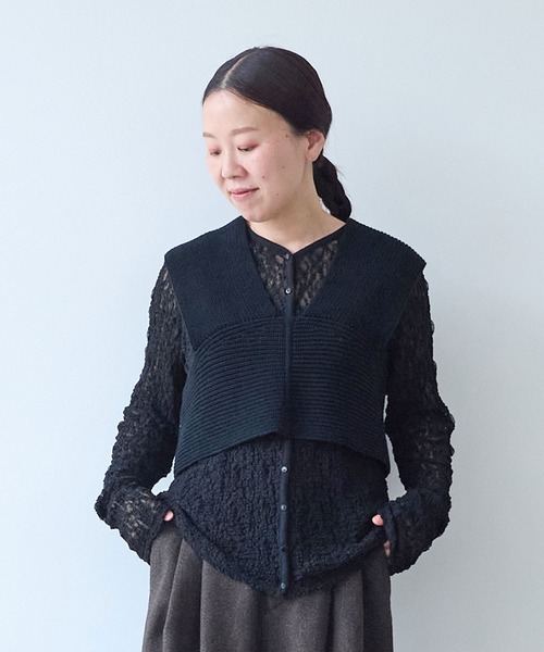 yuni（ユニ　）の「flower shirring lace cardigan（カーディガン/ボレロ・レディース・ブラック/イエロー/ホワイト・FREE）」の9枚目の写真