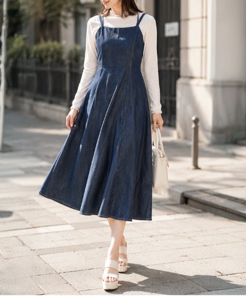 GORGE(ゴージ)の「ダブルストラップキャミワンピース(ワンピース・レディース・ブルー/ネイビー・F)」の2枚目の写真