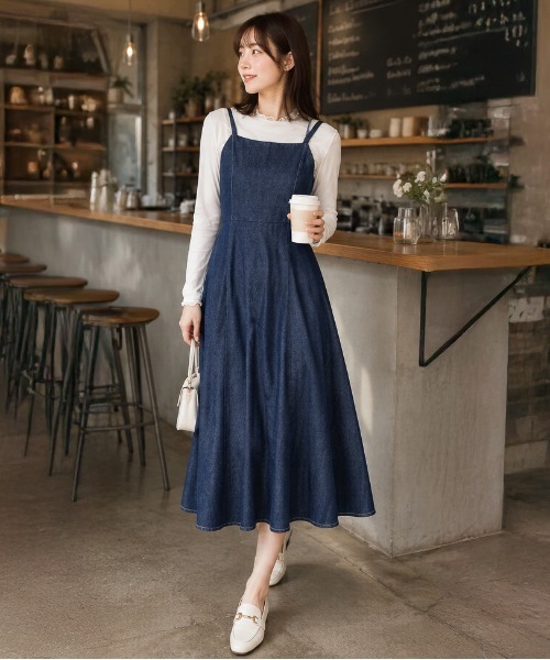 GORGE(ゴージ)の「ダブルストラップキャミワンピース(ワンピース・レディース・ブルー/ネイビー・F)」の3枚目の写真