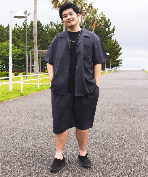 PIMLICO(ピムリコ)の「セットアップ 夏 半袖シャツ ショートパンツ メンズ 大きいサイズ WEB限定 収納袋付き 無地 半袖 開襟シャツ&ショートパンツセット PIMLICO (ピムリコ)(セットアップ・メンズ・ダークグレー/グレー/ブラック・X1(3L~4L)/X2(4L~5L)/X3(6L~7L)/X4(8L~9L)/X5(9L~10L))」の7枚目の写真