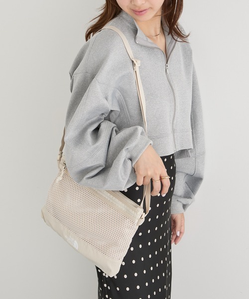 THE NORTH FACE(ザノースフェイス)の「【THE NORTH FACE】LINDEN MESH CROSS BAG NN2PR15(ショルダーバッグ・レディース・ブラック/アイボリー・FREE)」の13枚目の写真