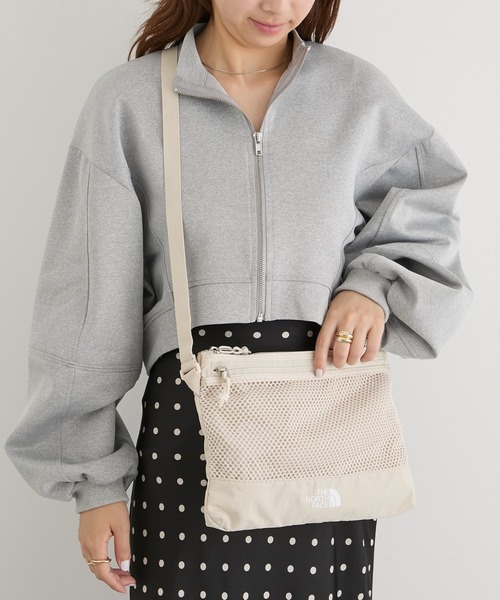 THE NORTH FACE(ザノースフェイス)の「【THE NORTH FACE】LINDEN MESH CROSS BAG NN2PR15(ショルダーバッグ・レディース・ブラック/アイボリー・FREE)」の15枚目の写真
