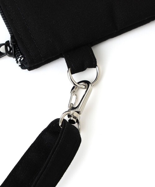BEAMS JAPAN(ビームス ジャパン)の「【別注】写ルンです 2Way バッグ(ショルダーバッグ・レディース・ブラック/グリーン・ONE SIZE)」の6枚目の写真