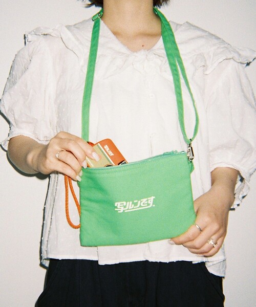 BEAMS JAPAN(ビームス ジャパン)の「【別注】写ルンです 2Way バッグ(ショルダーバッグ・レディース・ブラック/グリーン・ONE SIZE)」の14枚目の写真