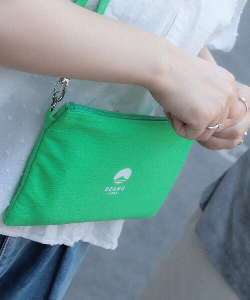 BEAMS JAPAN(ビームス ジャパン)の「【別注】写ルンです 2Way バッグ(ショルダーバッグ・レディース・ブラック/グリーン・ONE SIZE)」の15枚目の写真
