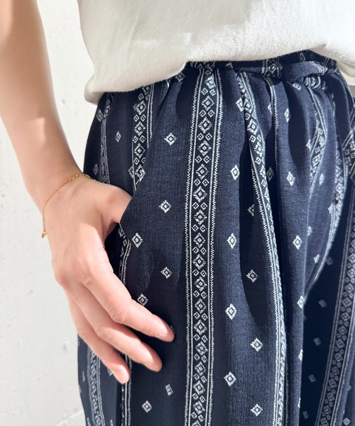 MAISON SELECT（メゾンセレクト）の「6C101 幾何学模様ストライプ イージーパンツ（その他パンツ・レディース・アイボリー/ネイビー・FREE）」の18枚目の写真