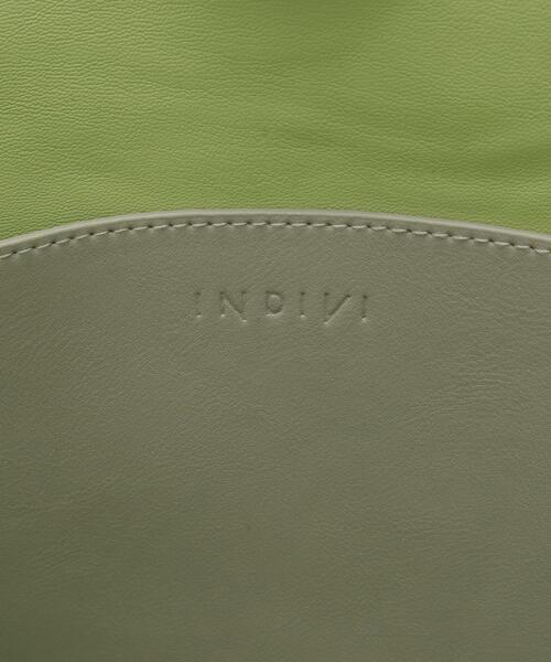 INDIVI(インディヴィ)の「【A4対応/合皮】配色トートバッグ(トートバッグ・レディース・ベージュ系4/ライトグレー系4・00)」の4枚目の写真