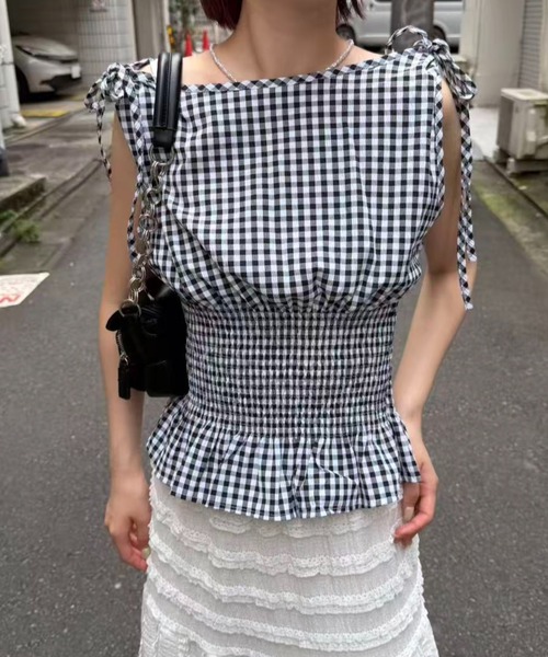 mebole(メボレ)の「shoulder ribbon gingham check blouse(シャツ/ブラウス・レディース・ブラック/ブルー/レッド・FREE)」の7枚目の写真