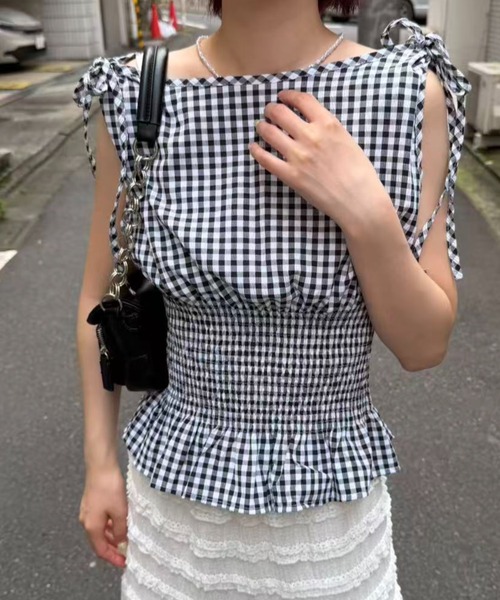 mebole(メボレ)の「shoulder ribbon gingham check blouse(シャツ/ブラウス・レディース・ブラック/ブルー/レッド・FREE)」の8枚目の写真