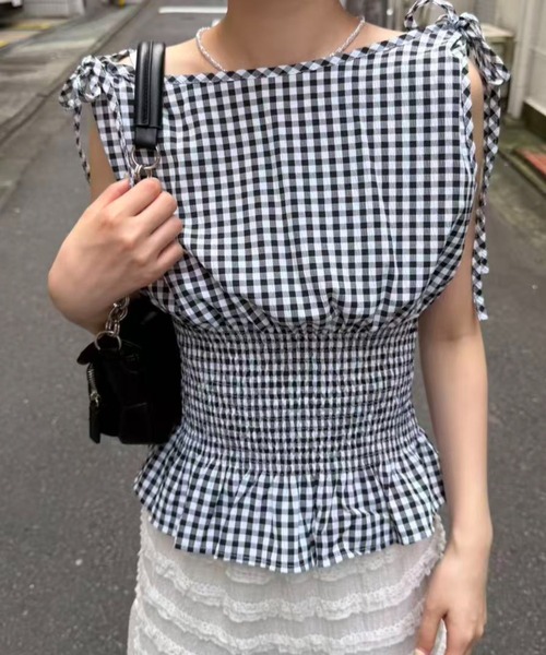 mebole(メボレ)の「shoulder ribbon gingham check blouse(シャツ/ブラウス・レディース・ブラック/ブルー/レッド・FREE)」の9枚目の写真