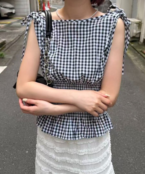 mebole(メボレ)の「shoulder ribbon gingham check blouse(シャツ/ブラウス・レディース・ブラック/ブルー/レッド・FREE)」の10枚目の写真