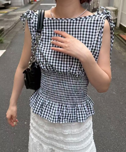 mebole(メボレ)の「shoulder ribbon gingham check blouse(シャツ/ブラウス・レディース・ブラック/ブルー/レッド・FREE)」の12枚目の写真