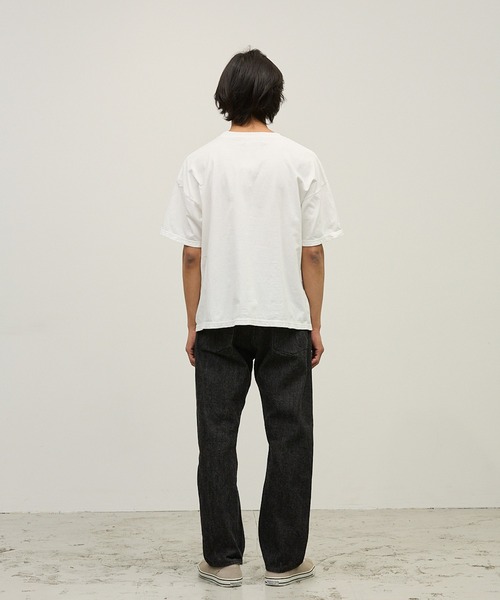 REMI RELIEF(レミレリーフ)の「REMI RELIEF/レミレリーフ HARS SP加工20/-天竺BIGサイズT(A HARD CAT'S NIGHT) ヴィンテージ コットンTシャツ メンズ 2026年 夏 夏服(Tシャツ/カットソー・メンズ・ホワイト/ブラック/ワインレッド・M/L)」の7枚目の写真