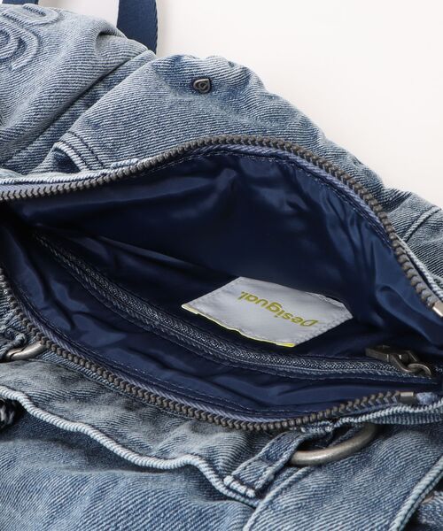 Desigual（デシグアル）の「【2026秋冬新作】デニム ビッグバックパック（バックパック/リュック・レディース・ブルー・FREE）」の9枚目の写真