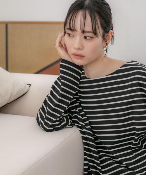 NANO universe（ナノユニバース）の「【選べる4色展開！】WEB限定/ボーダーワイドドロップトップス（Tシャツ/カットソー・レディース・グレー系その他4/オフホワイト/ベージュ/ブラック・FREE）」の5枚目の写真