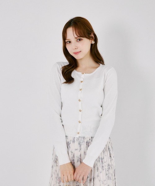 tocco closet(トッコ クローゼット)の「UVカット&接触冷感&ハンドウォッシュ♪リボンモチーフ釦カーディガン(カーディガン/ボレロ・レディース・オフホワイト/ブラック/ローズ・M)」の6枚目の写真